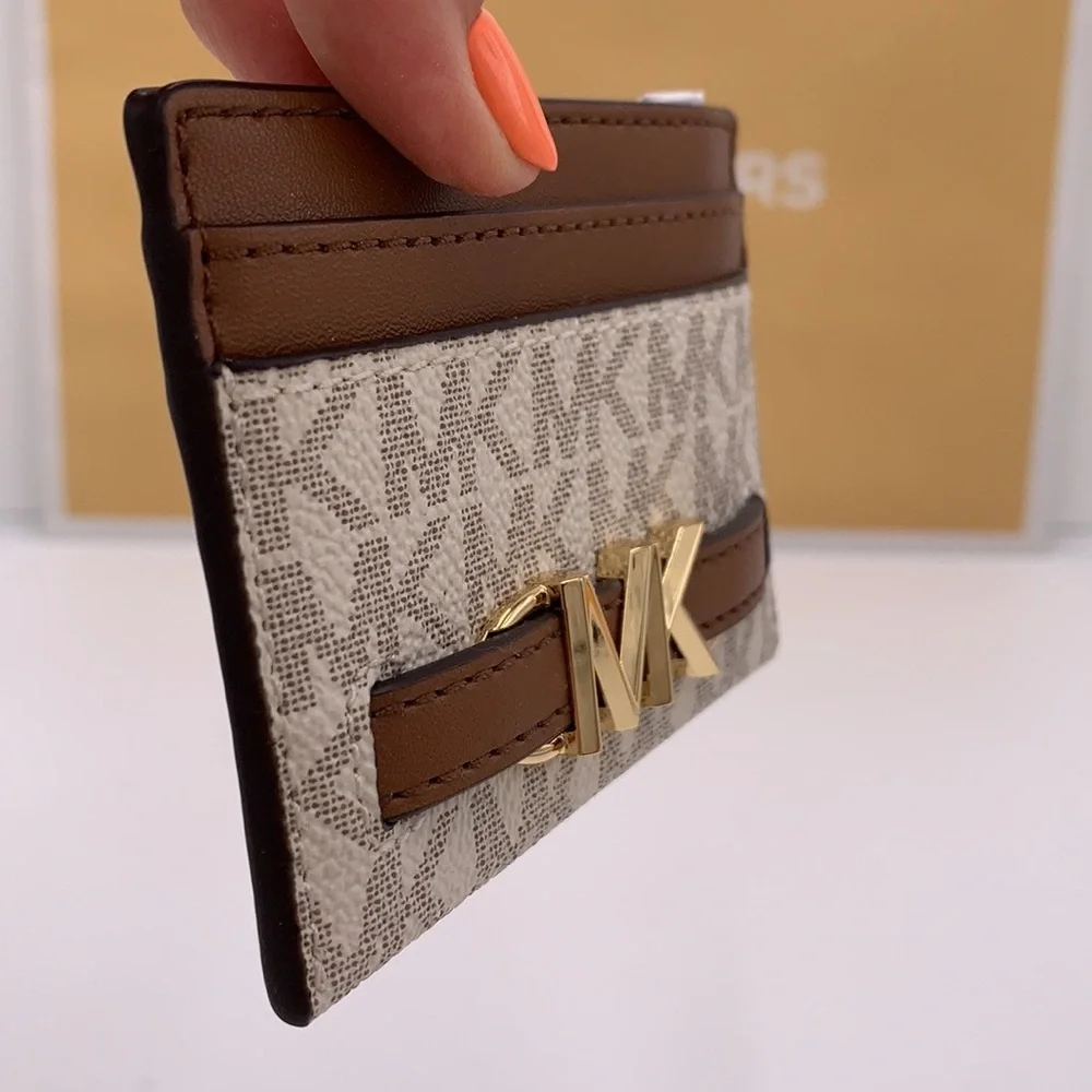 MICHAEL KORS Reed Large Card Holder Case Wallet Vanilla MK NWT